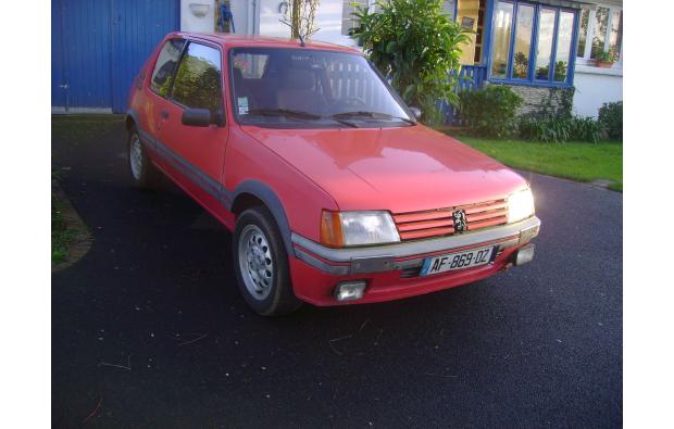 205 GTI 1,6 de 25 ans bientôt rare !