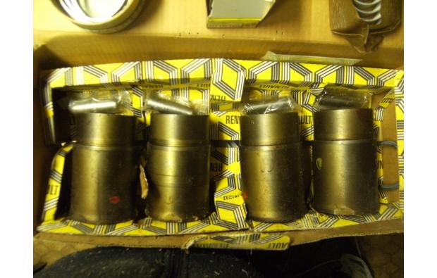 Pistons / joints / R 12